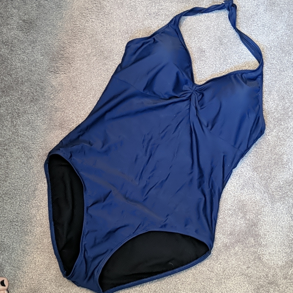 Bathing suit
